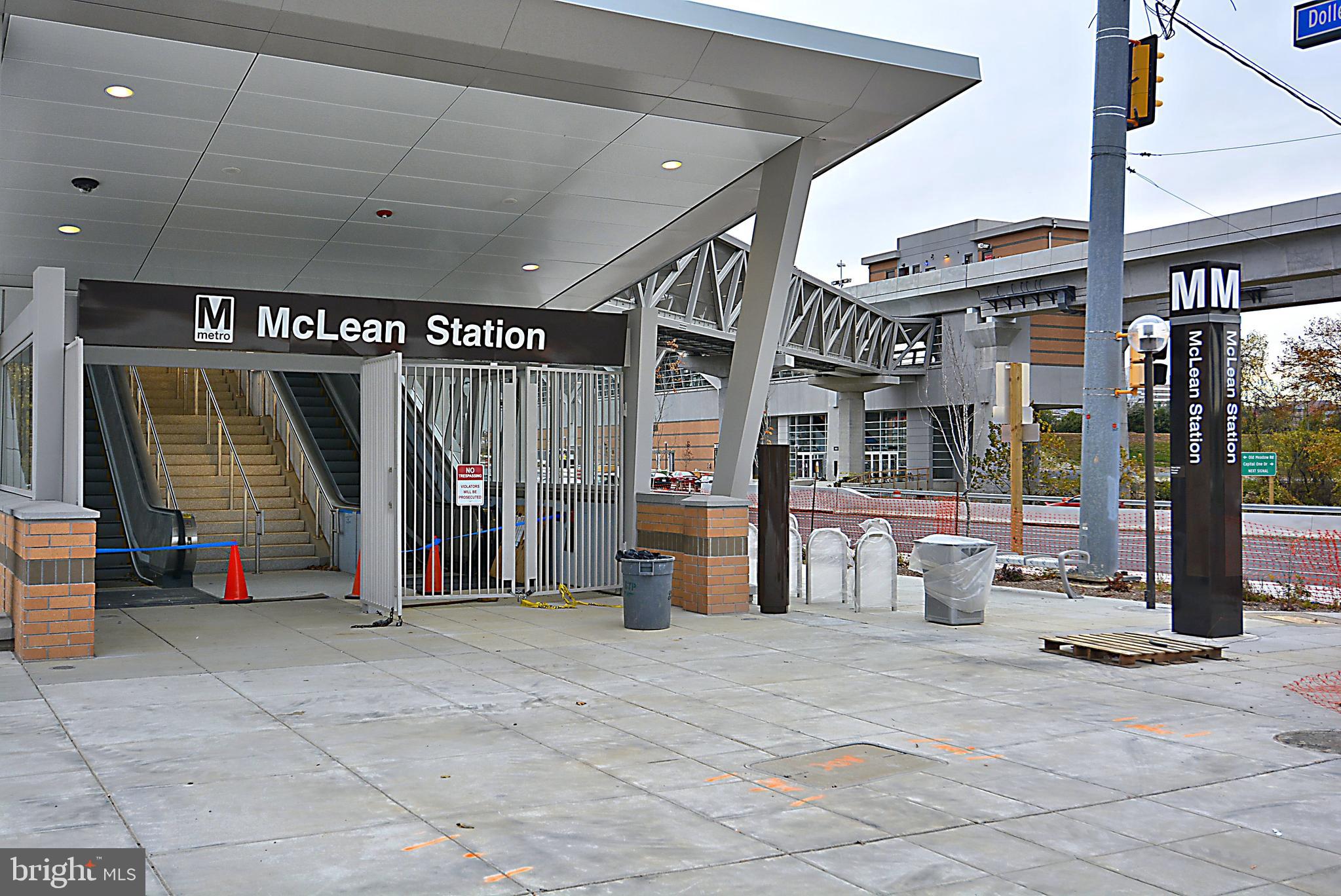 MC LEAN HAMLET - Residential