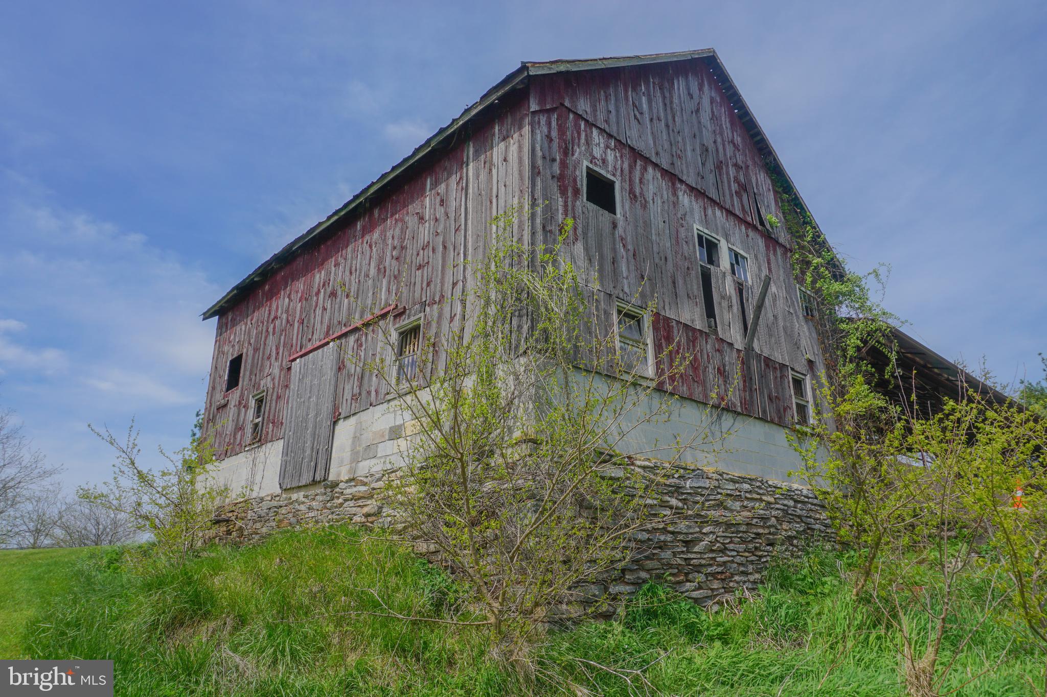 NONE, RURAL - Farm