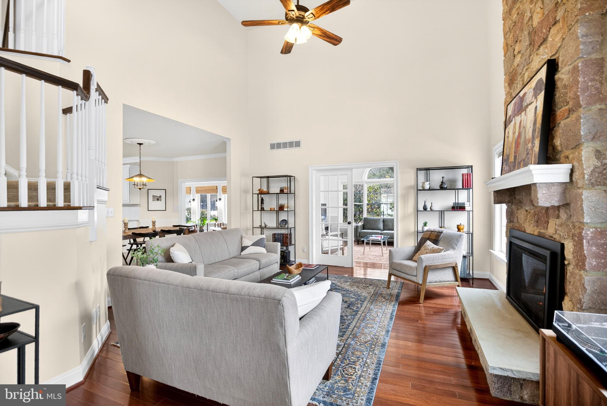 PHEASANT POINTE - Residential