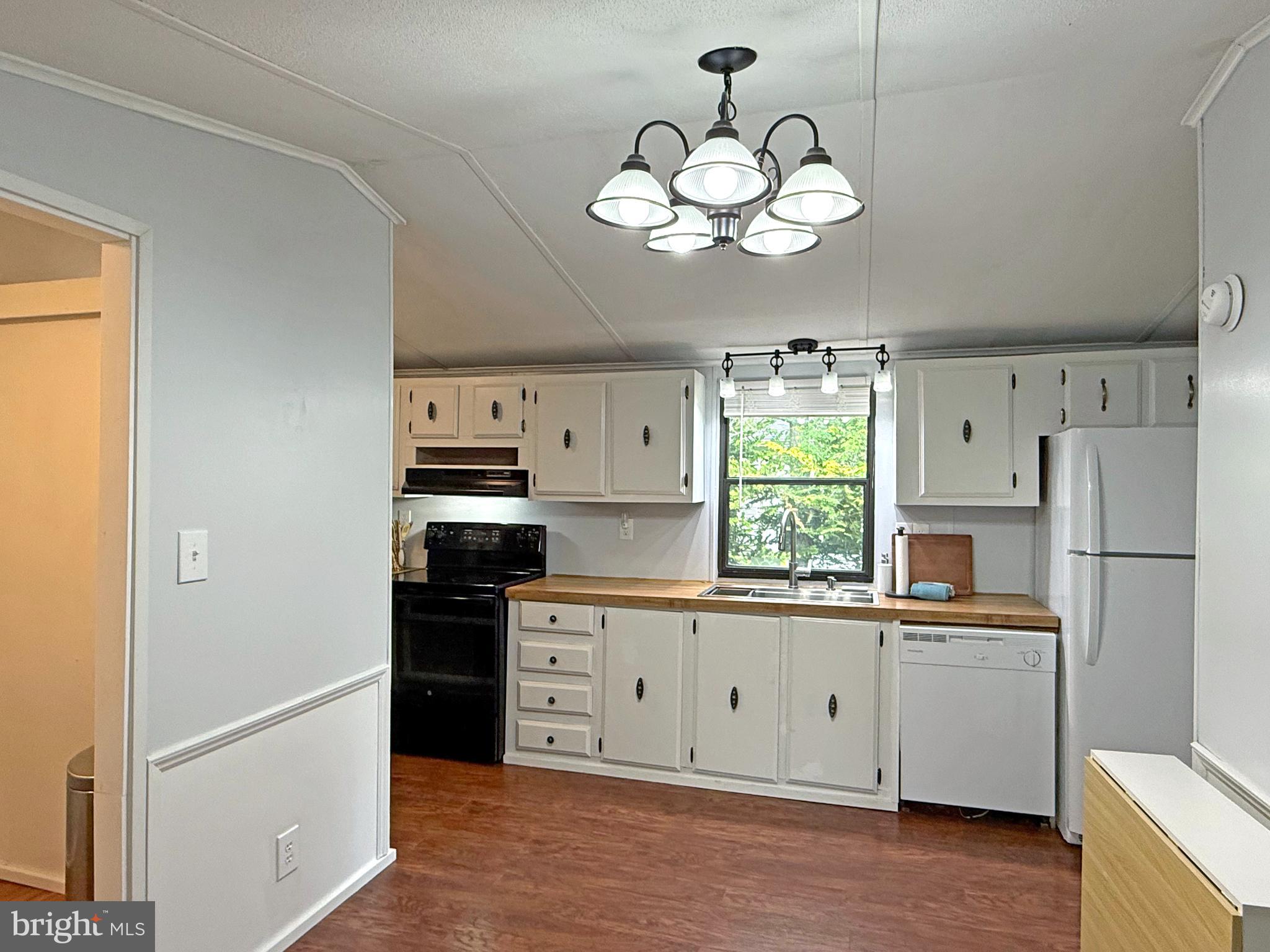 REHOBOTH BAY MHP - Residential
