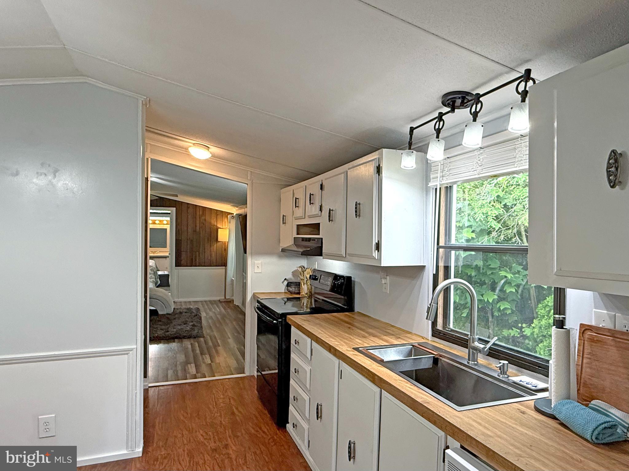 REHOBOTH BAY MHP - Residential