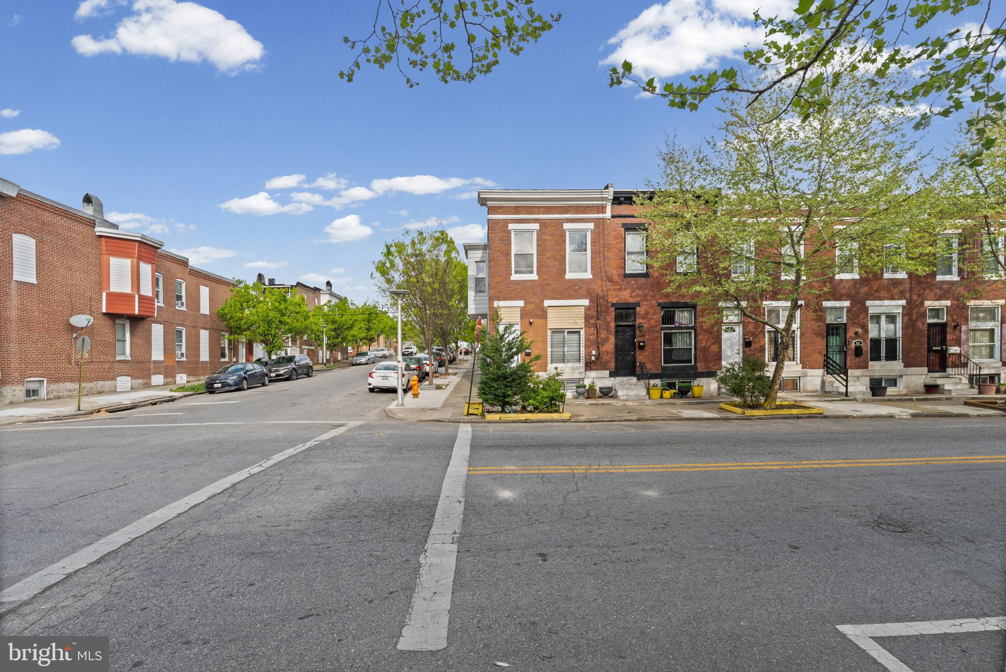 ELLWOOD PARK - Residential