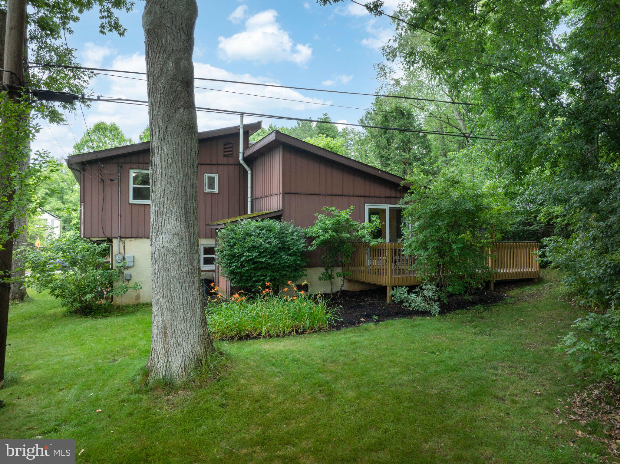WHITE OAKS - Residential