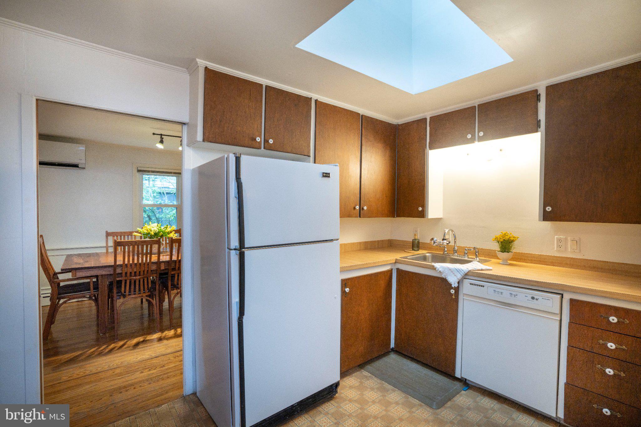 WHITE OAKS - Residential