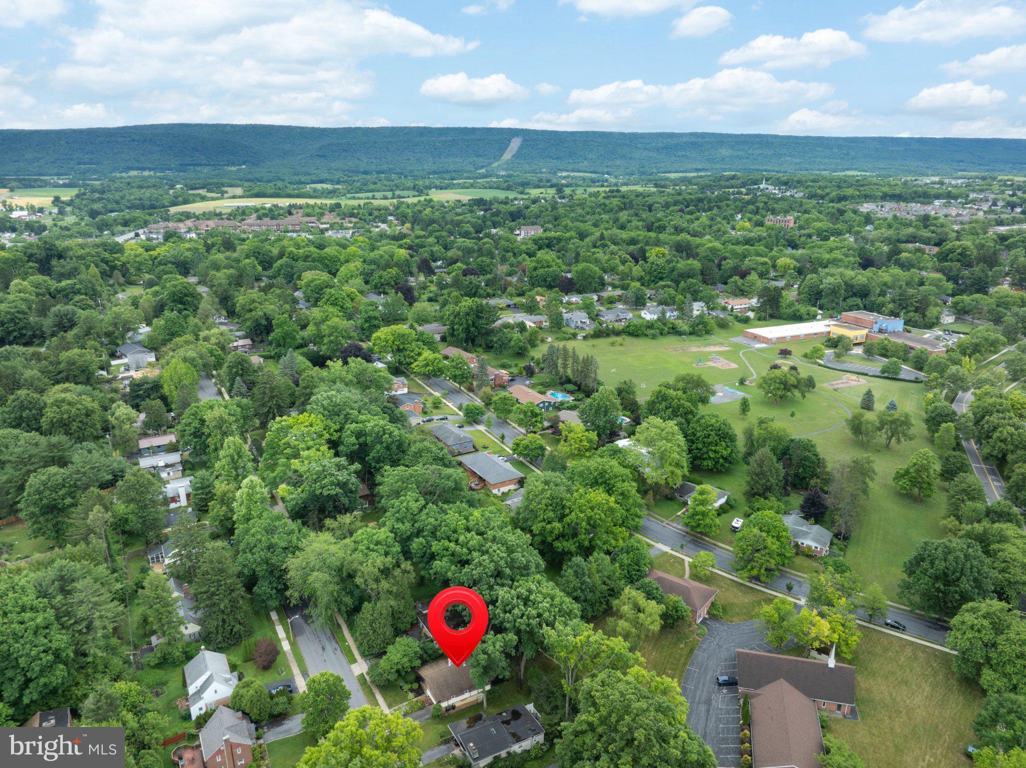 WHITE OAKS - Residential