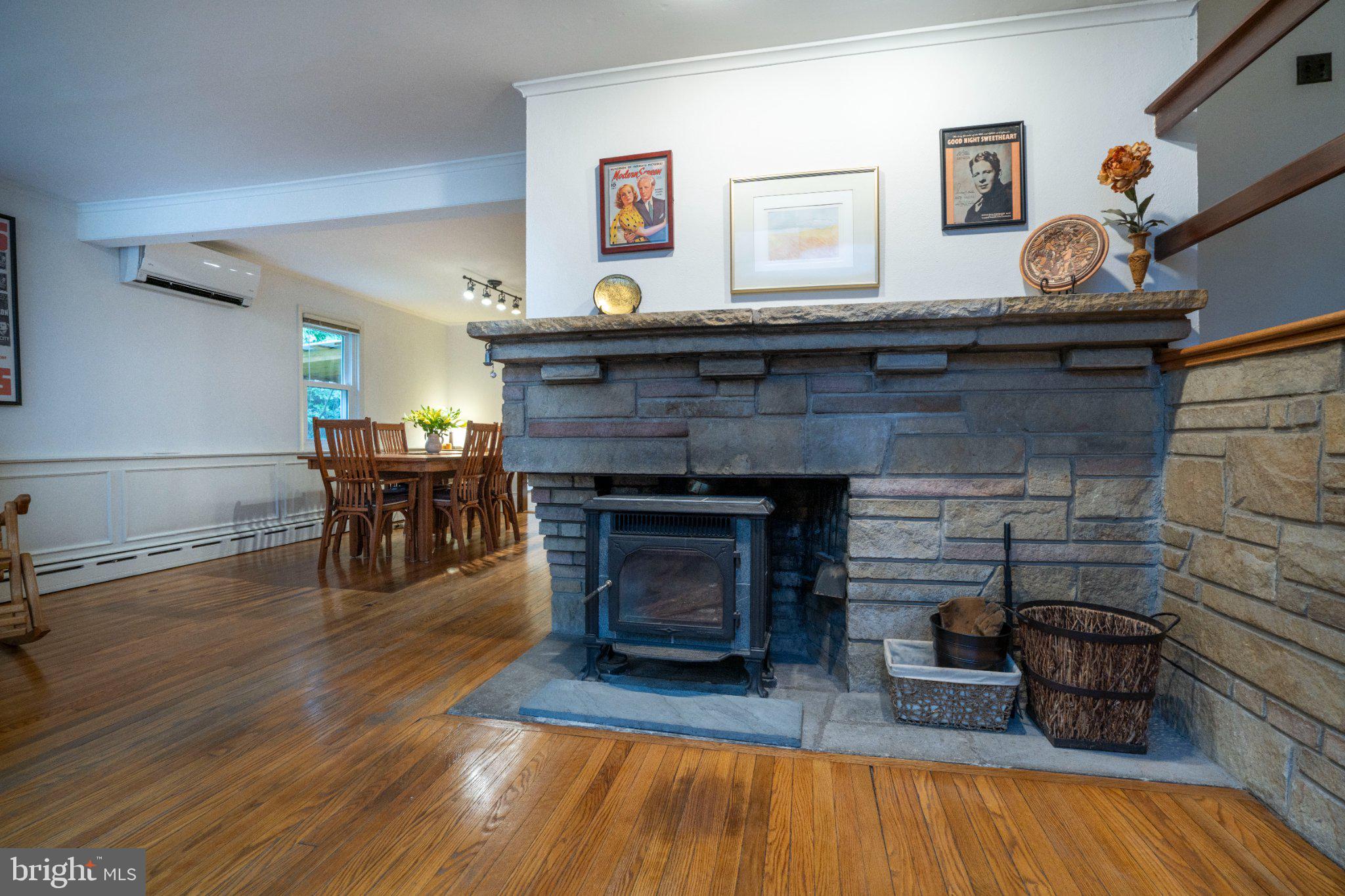 WHITE OAKS - Residential