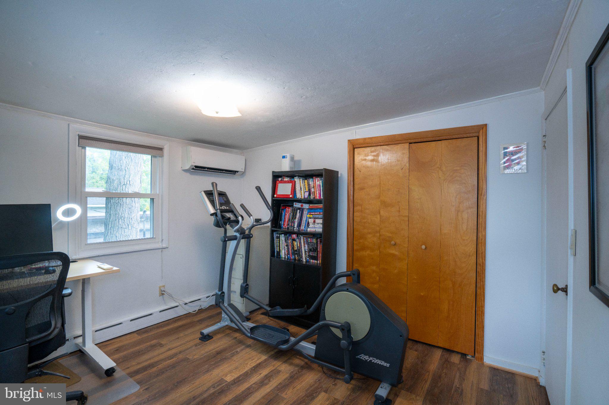 WHITE OAKS - Residential