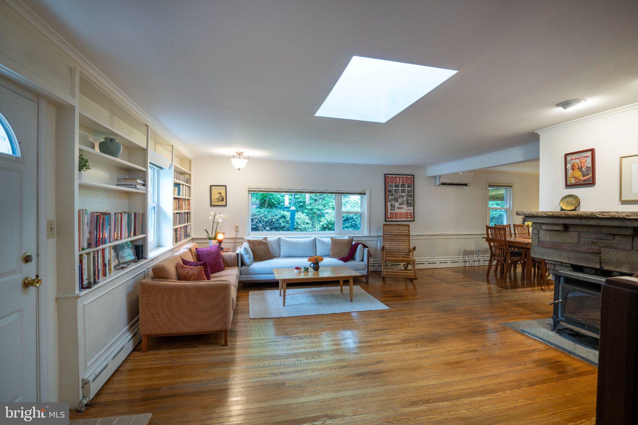 WHITE OAKS - Residential