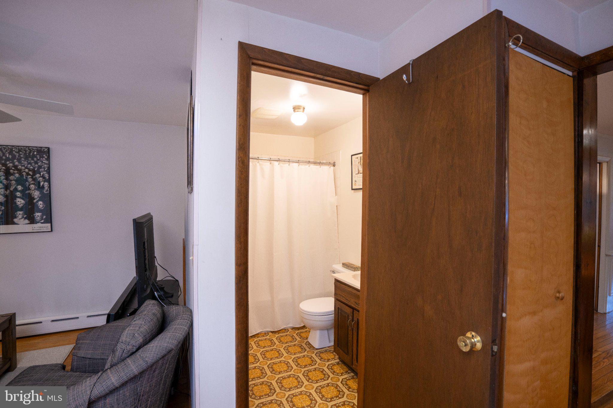 WHITE OAKS - Residential
