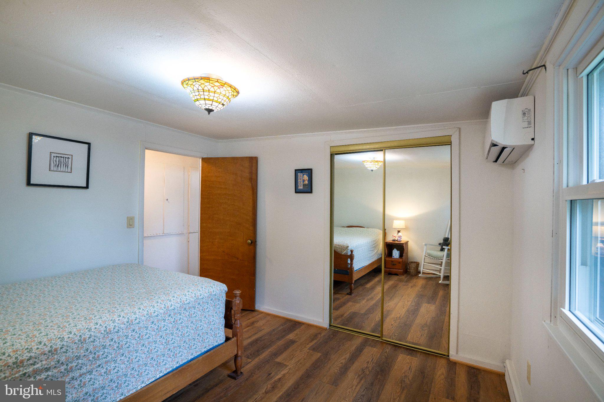 WHITE OAKS - Residential