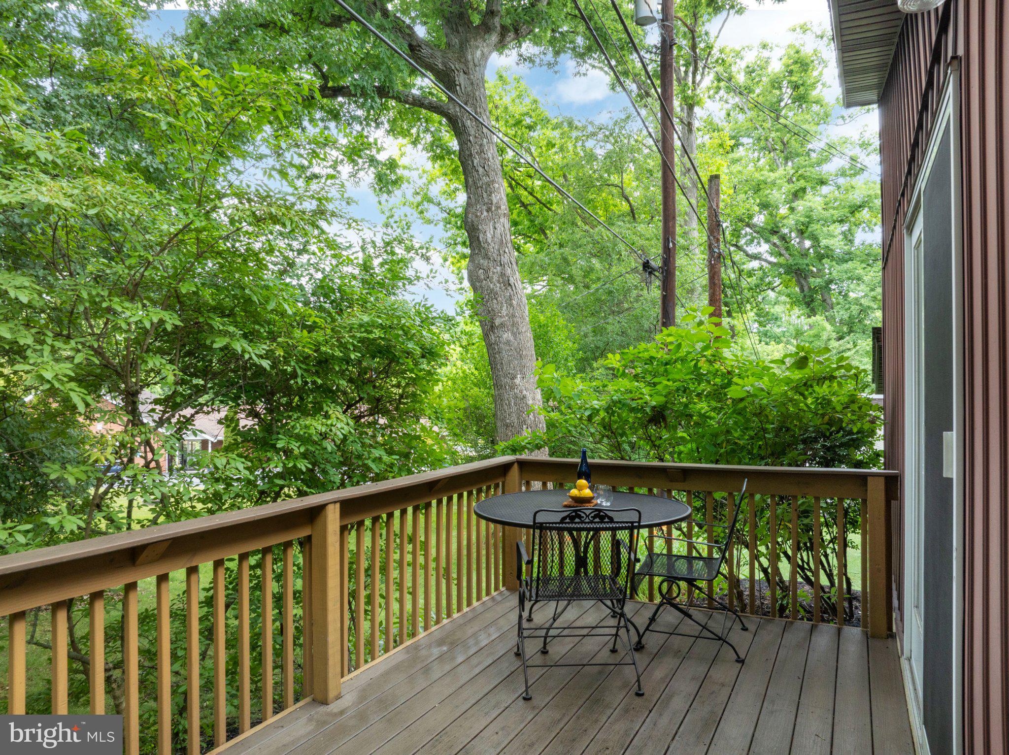 WHITE OAKS - Residential