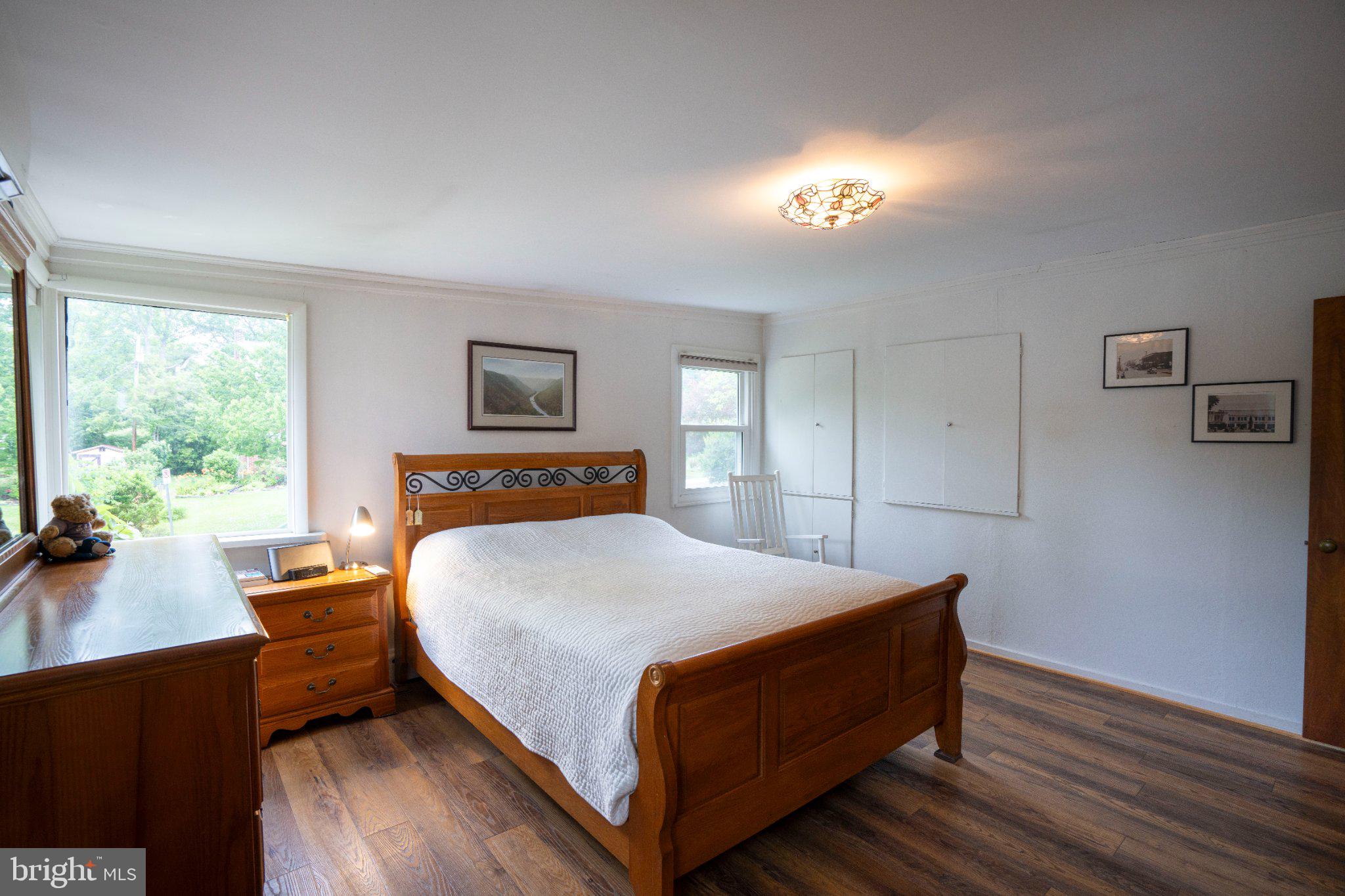 WHITE OAKS - Residential