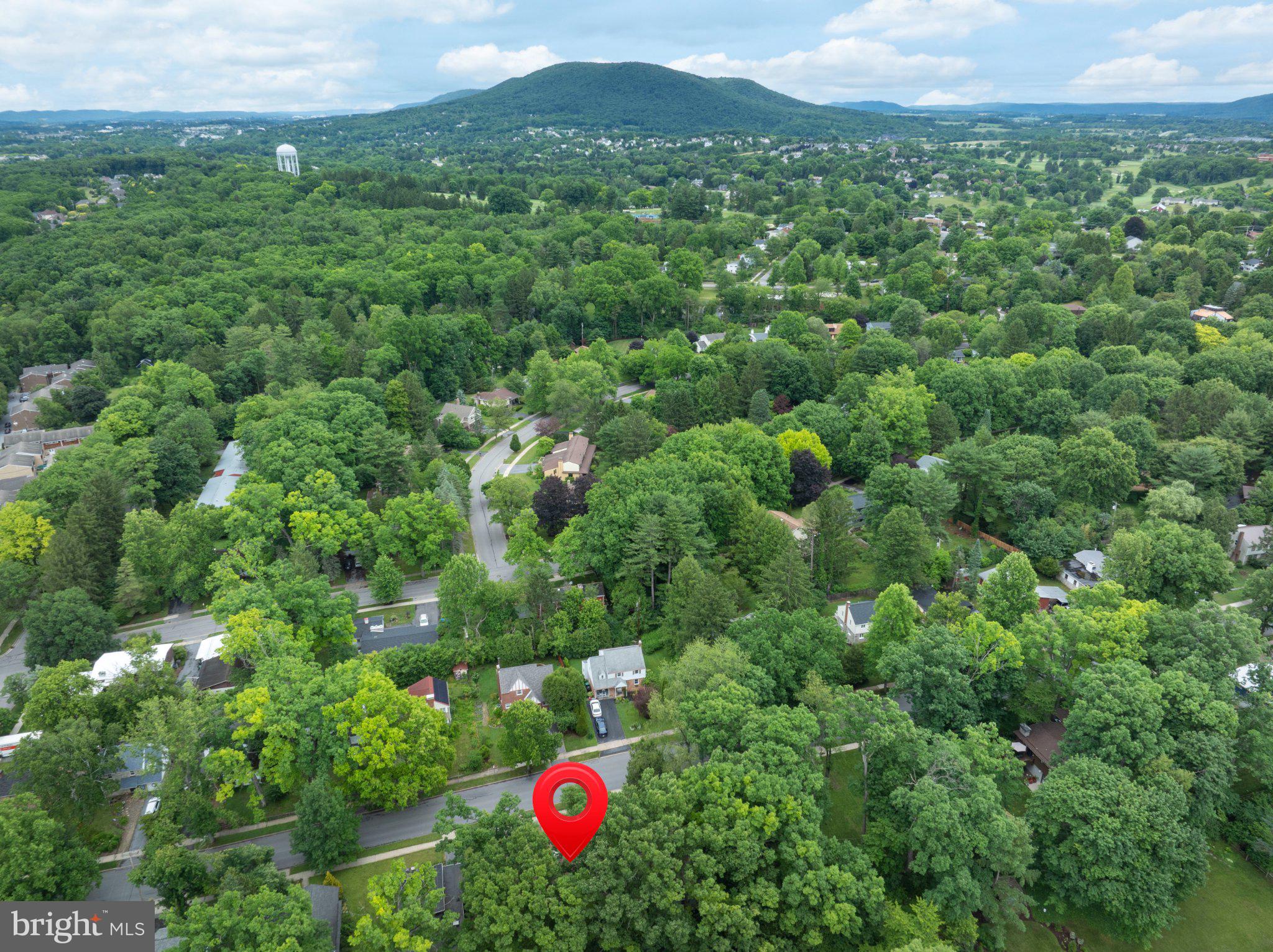 WHITE OAKS - Residential