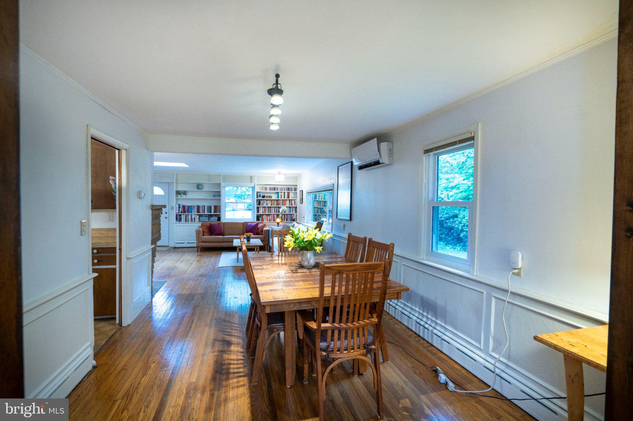 WHITE OAKS - Residential