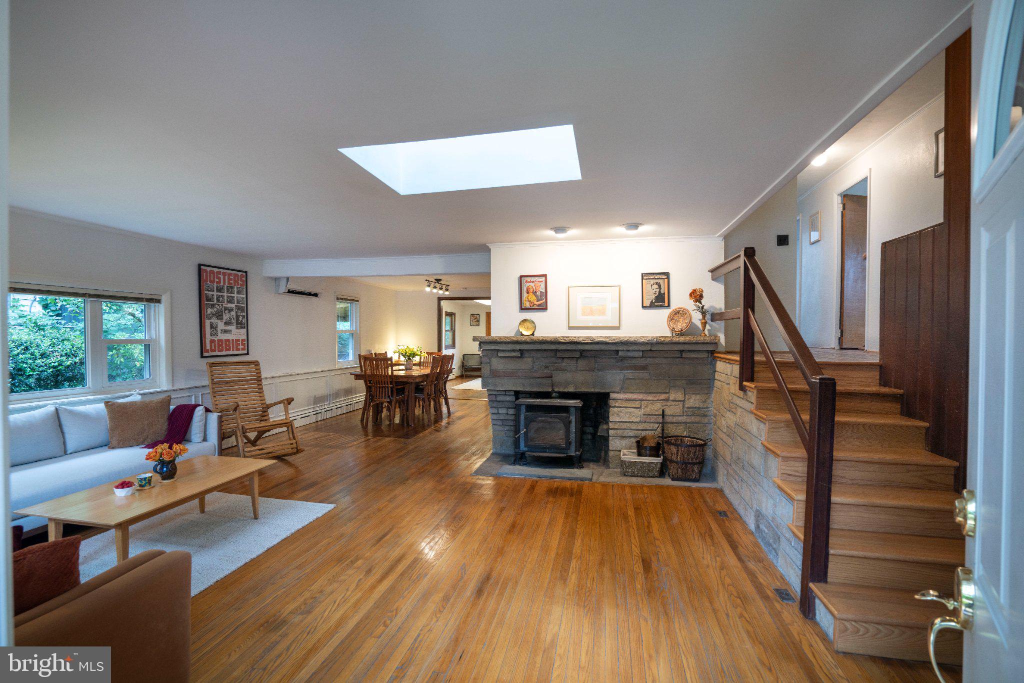 WHITE OAKS - Residential