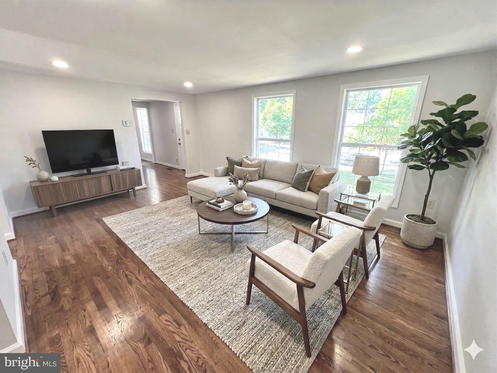 RESTON - Residential