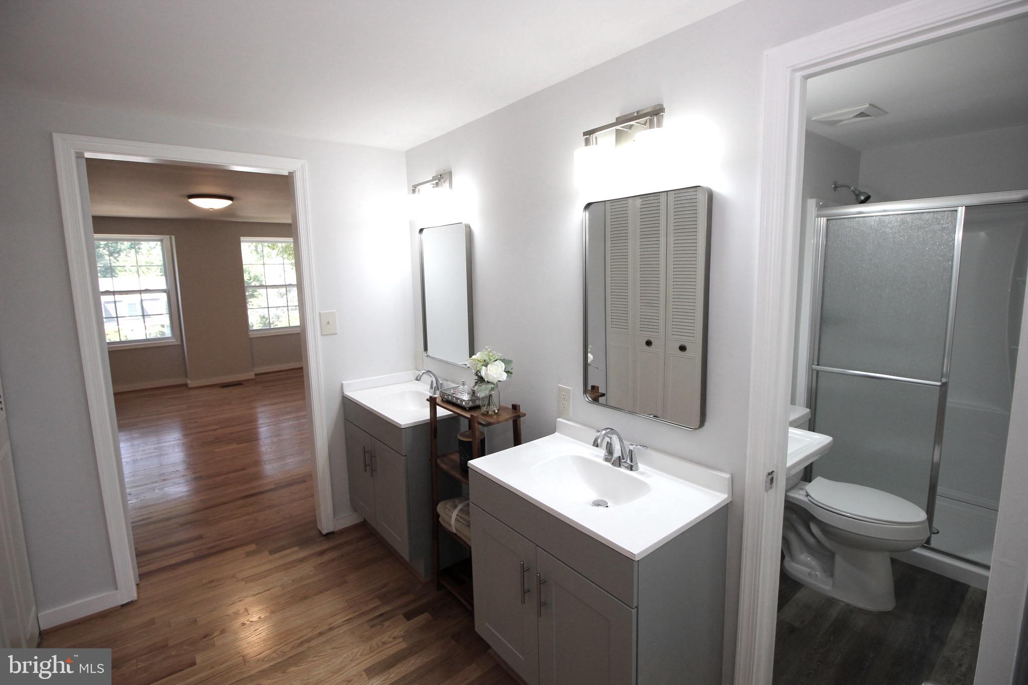 RESTON - Residential