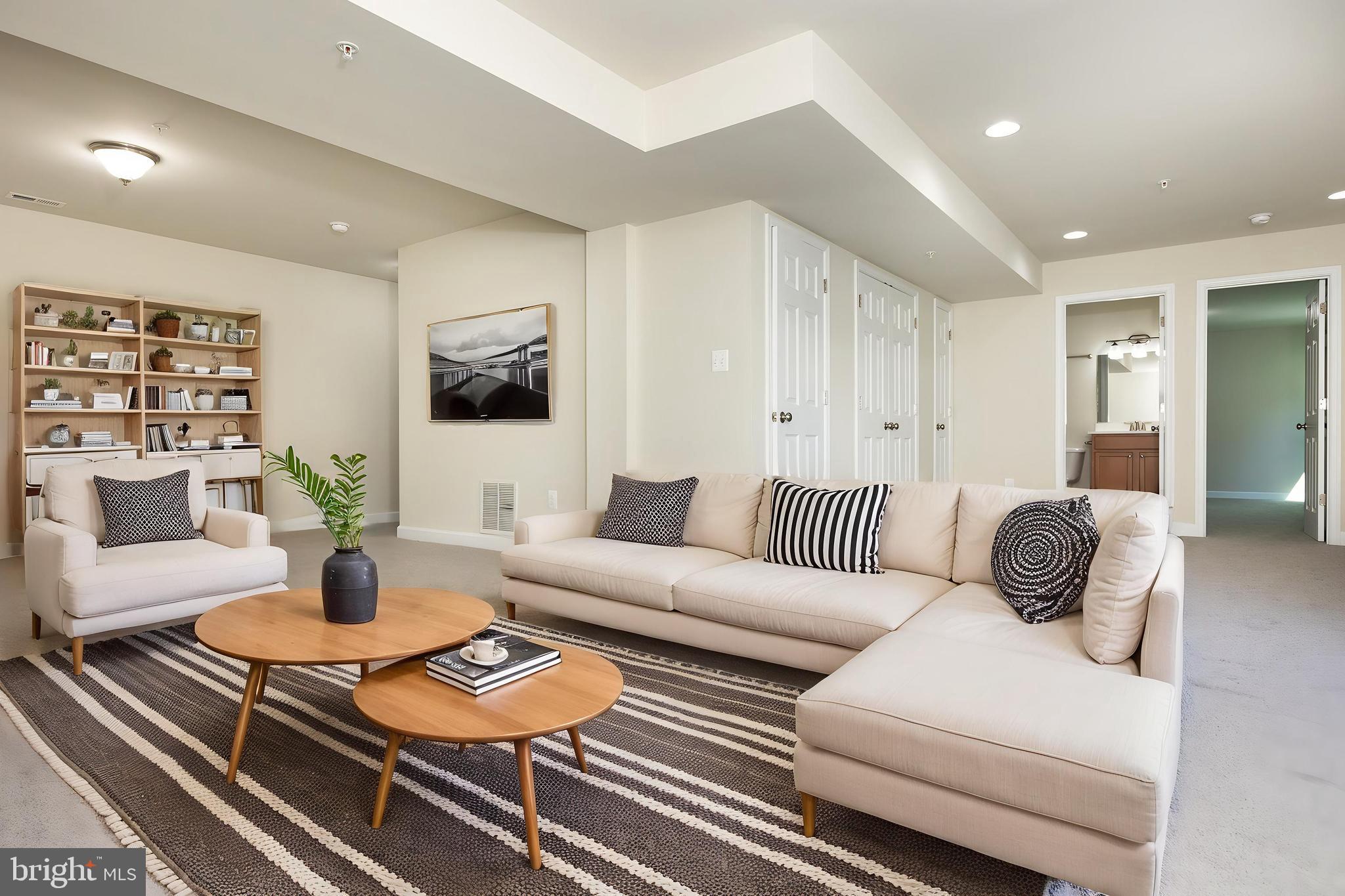 GREENHAVEN RUN - Residential