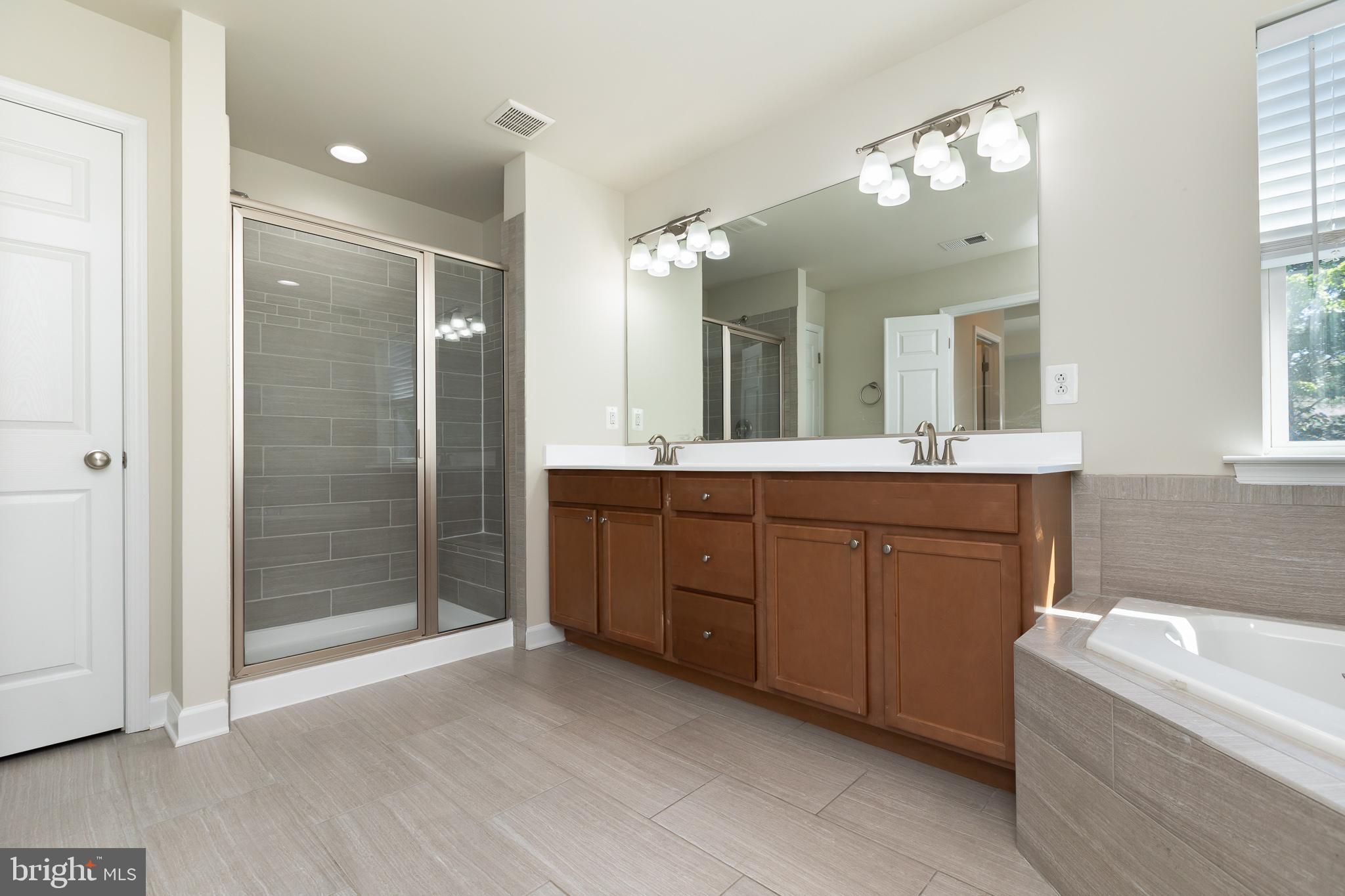 GREENHAVEN RUN - Residential