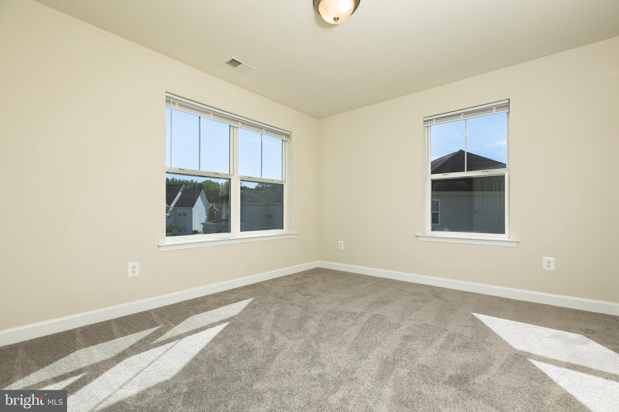 GREENHAVEN RUN - Residential