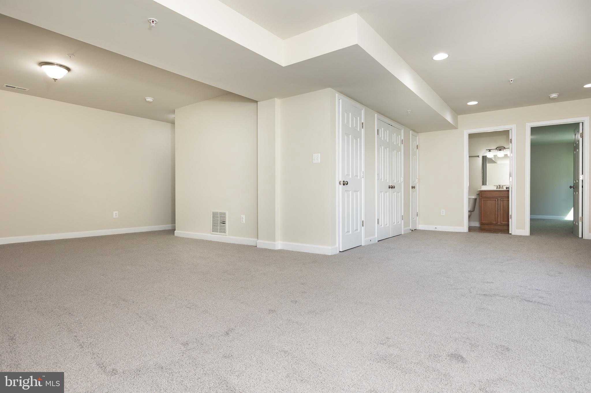 GREENHAVEN RUN - Residential