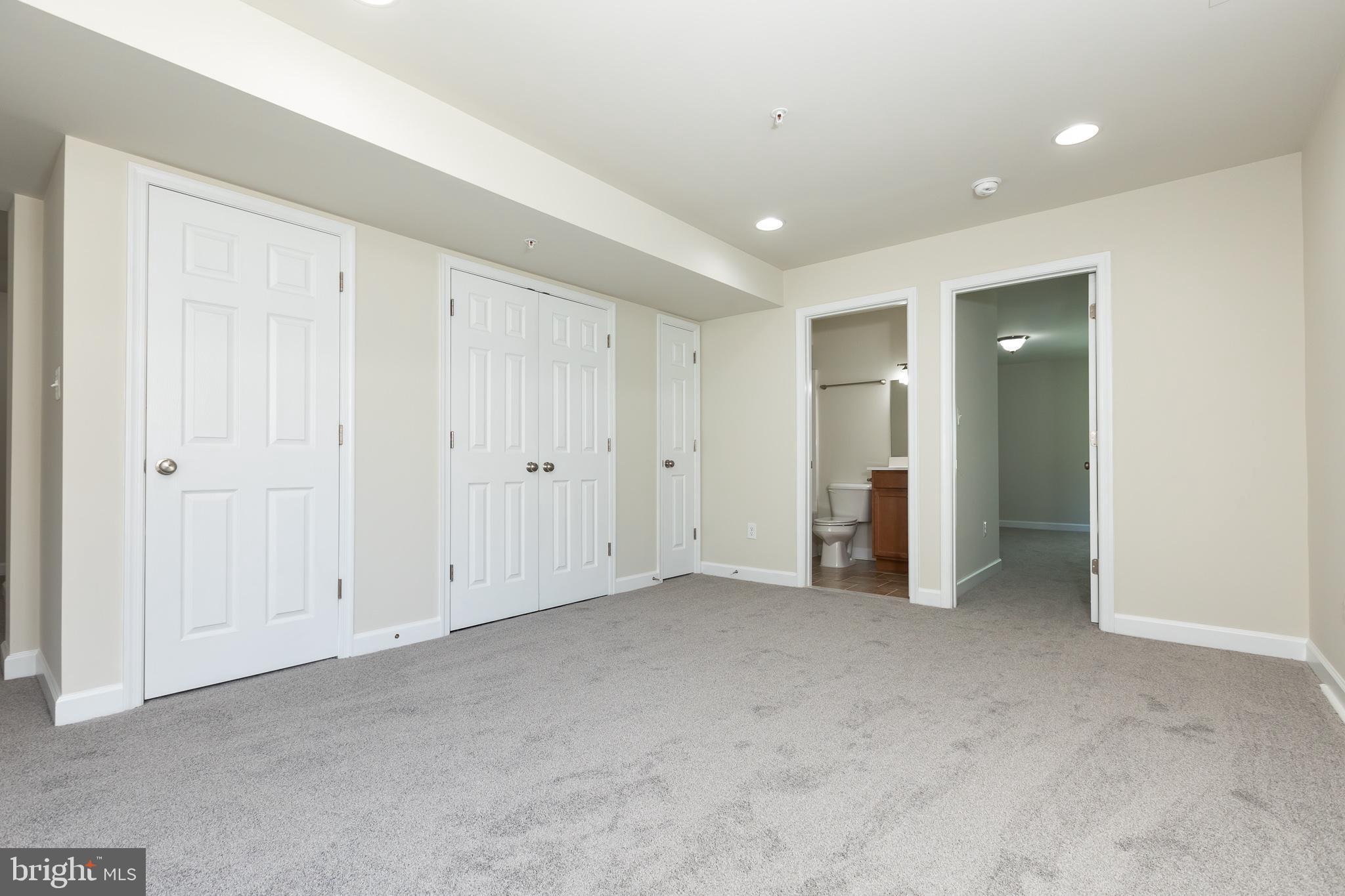 GREENHAVEN RUN - Residential
