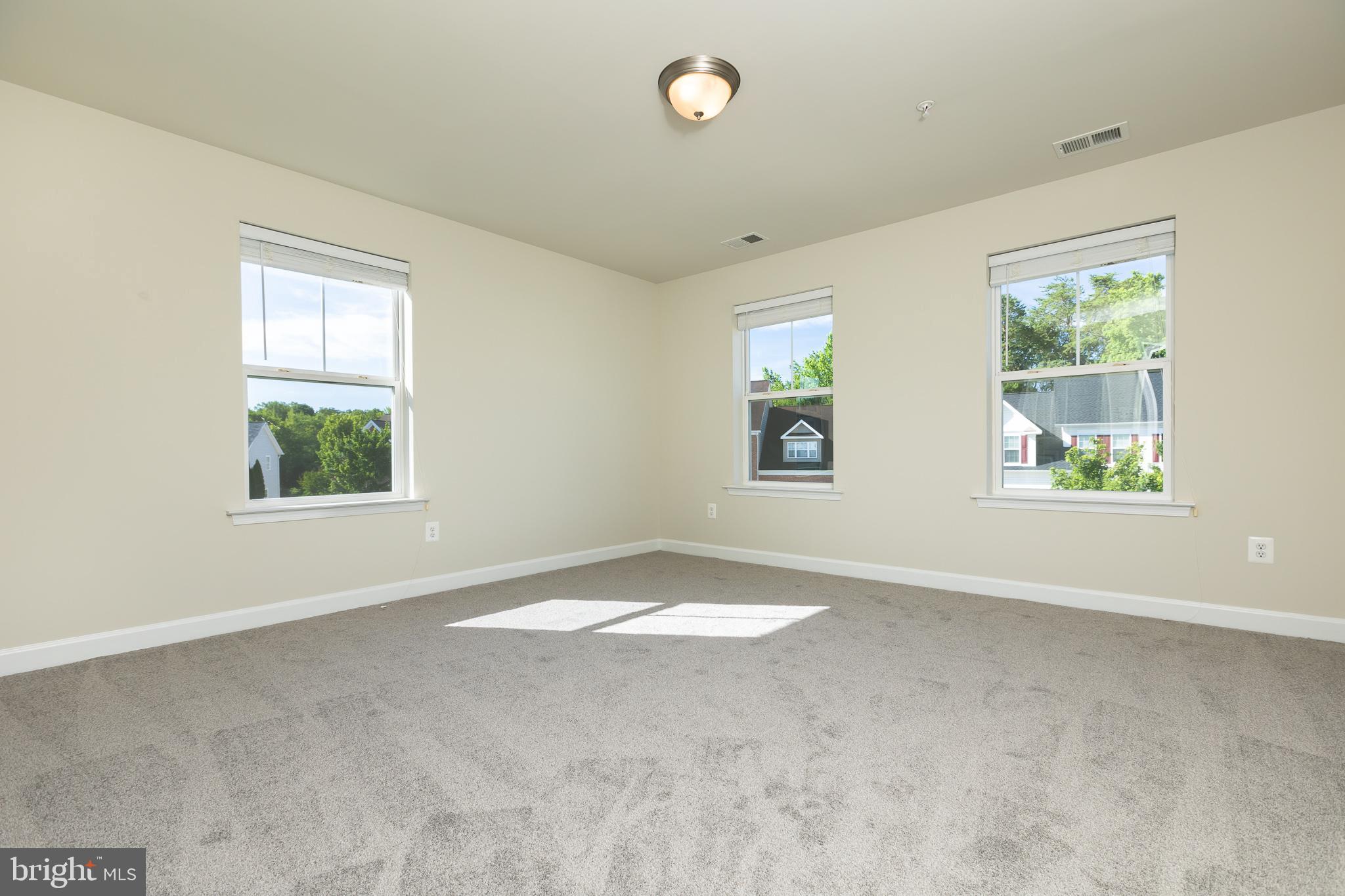 GREENHAVEN RUN - Residential