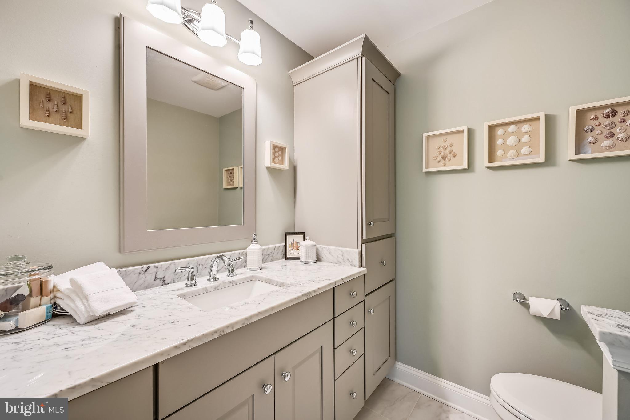 EASTPORT - Residential