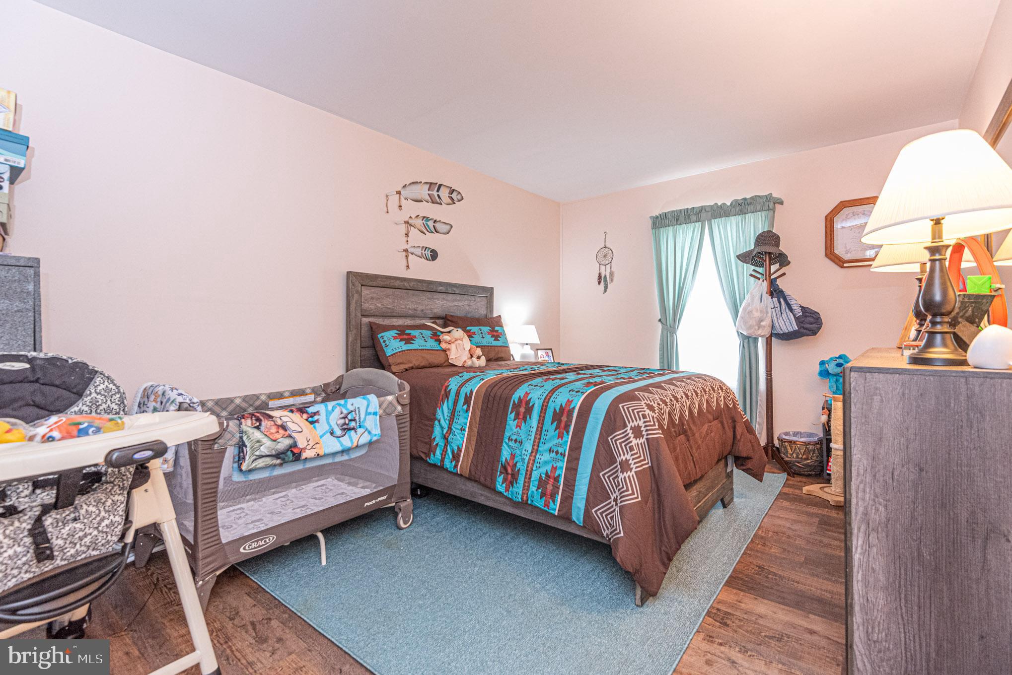 WILLOW CREEK - Residential