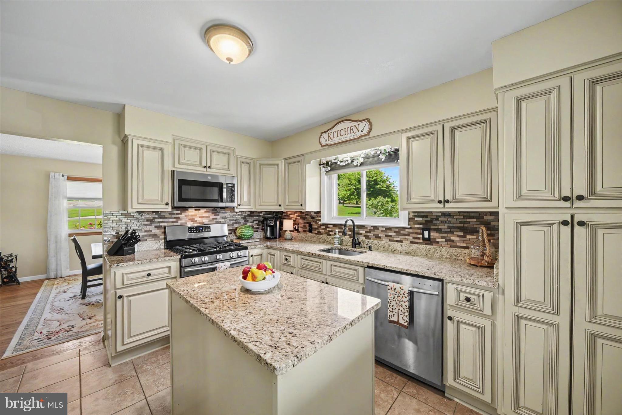 CEDAR SPRINGS - Residential