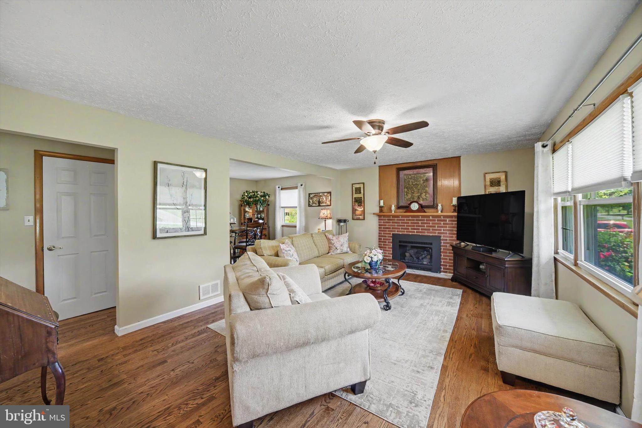 CEDAR SPRINGS - Residential