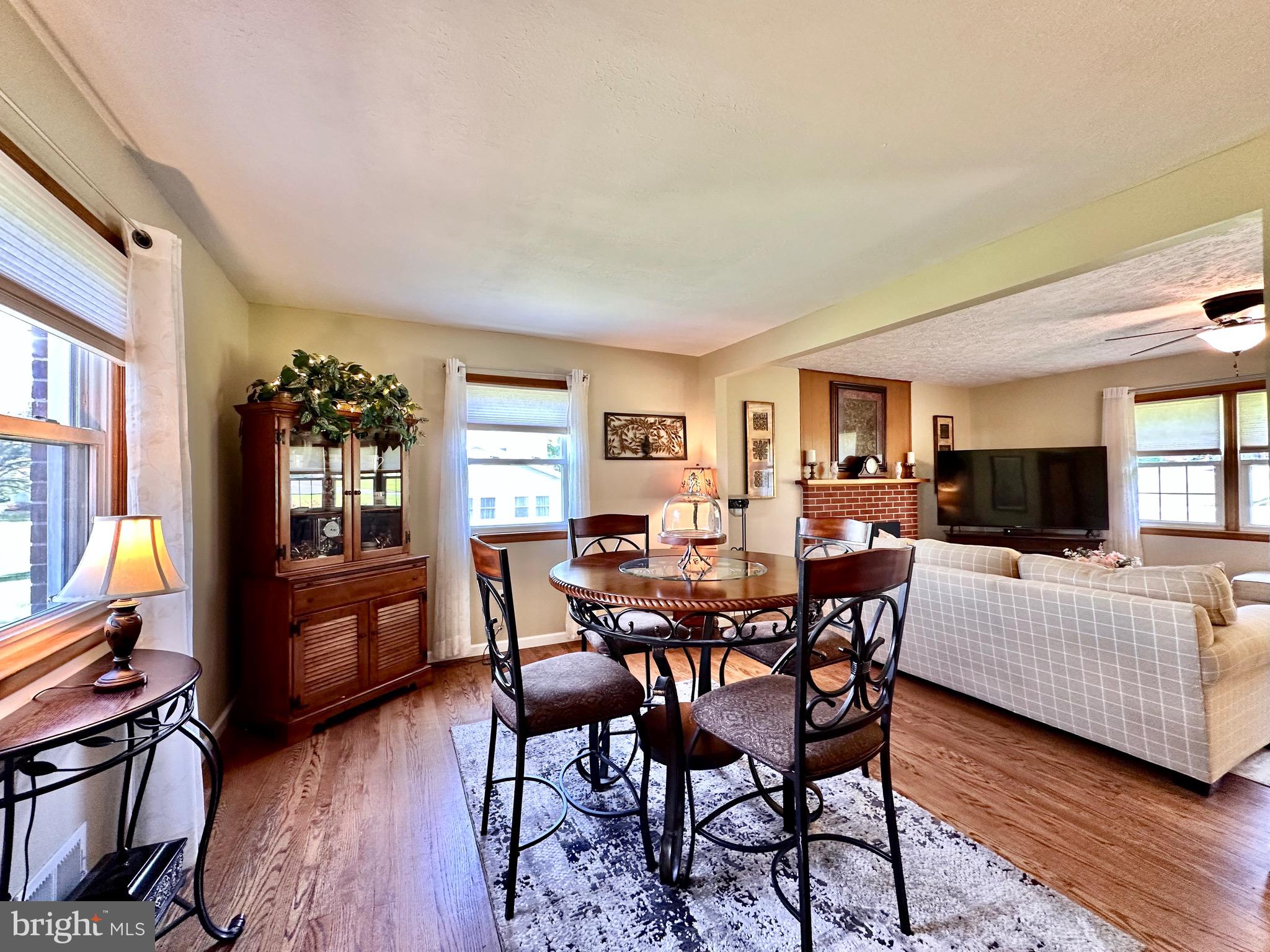 CEDAR SPRINGS - Residential