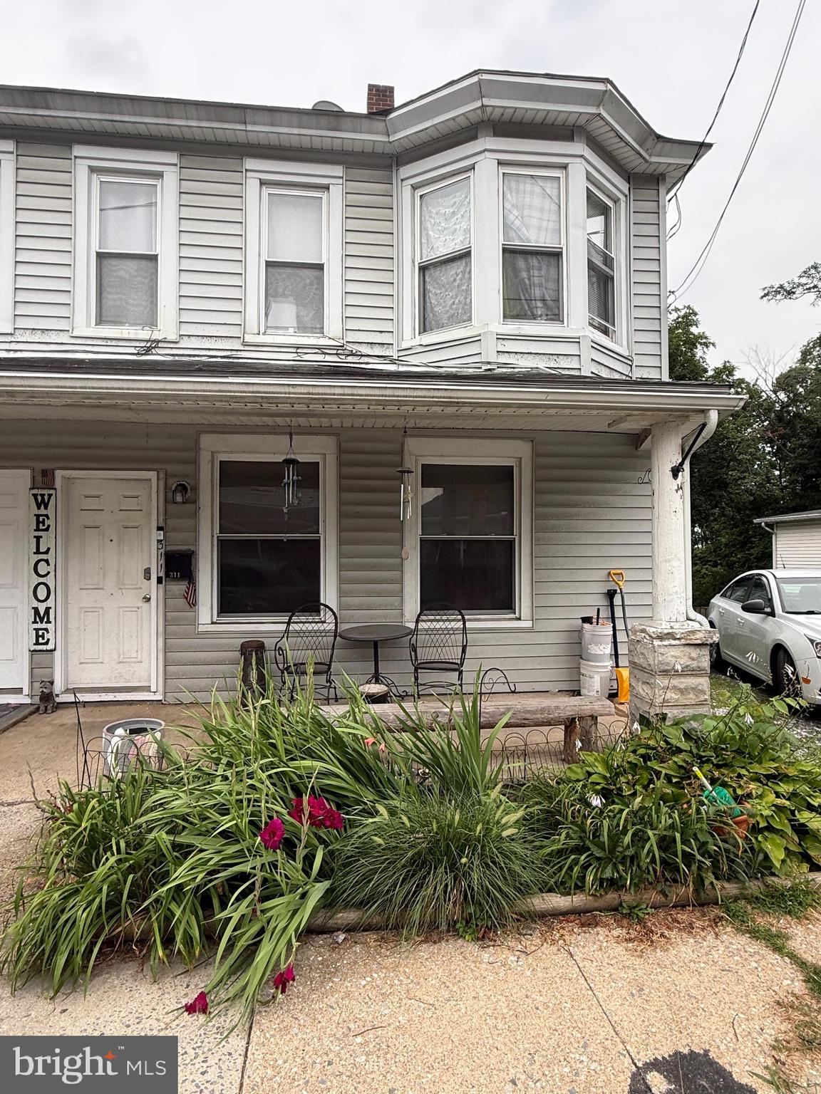 Investor or first-time homebuyer—this is the opportunity you've been waiting for! This spacious two-story home offers 4 bedrooms and 2 full baths, with the convenience of a main-level primary bedroom and full bath. Off-street parking adds everyday convenience, while the home's location provides easy access to major highways, shopping, schools, and local amenities. Whether you're looking to expand your investment portfolio or purchase your first home, this property offers incredible potential. Schedule your showing today!