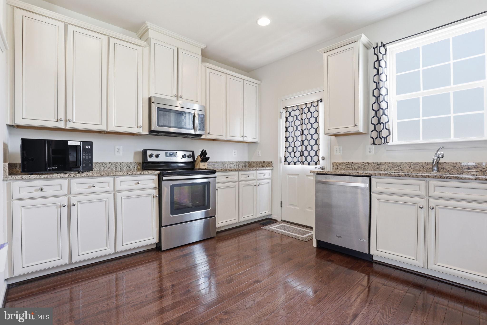 HERITAGE CROSSING CONDOMINIUM - Residential