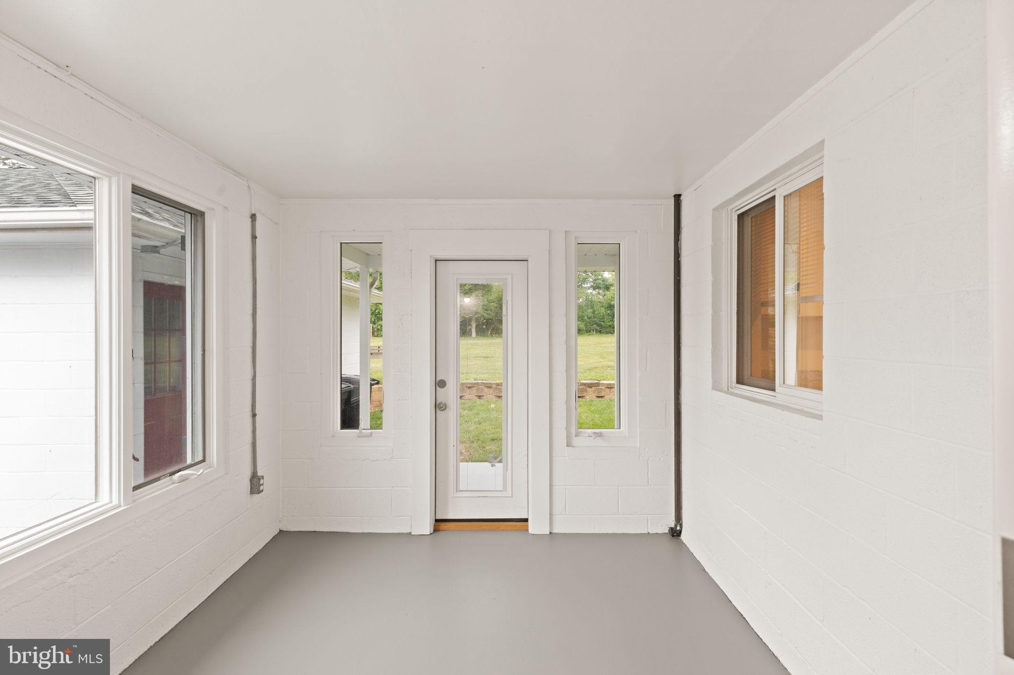 HOWARD PARK - Residential