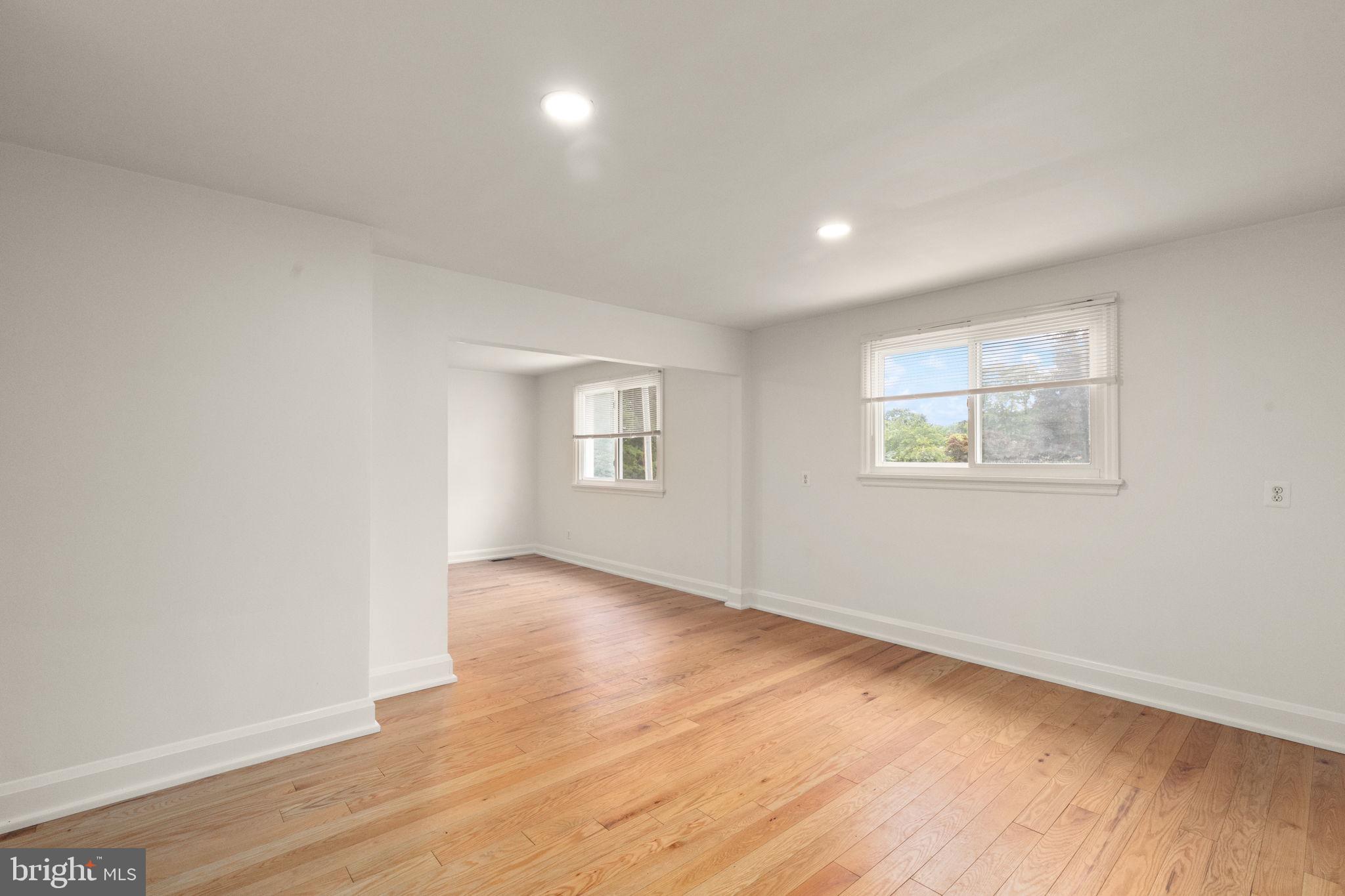HOWARD PARK - Residential