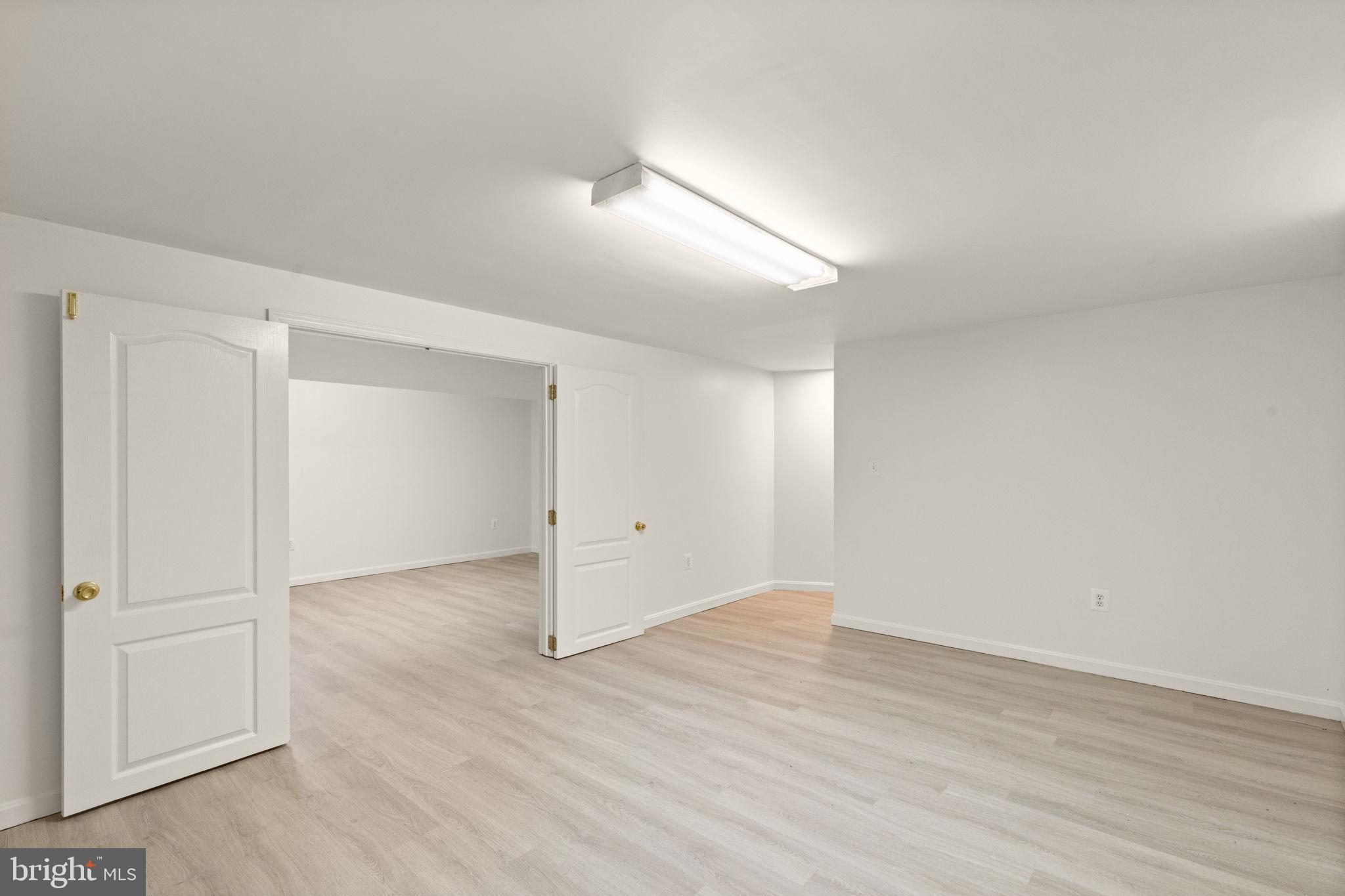 HOWARD PARK - Residential