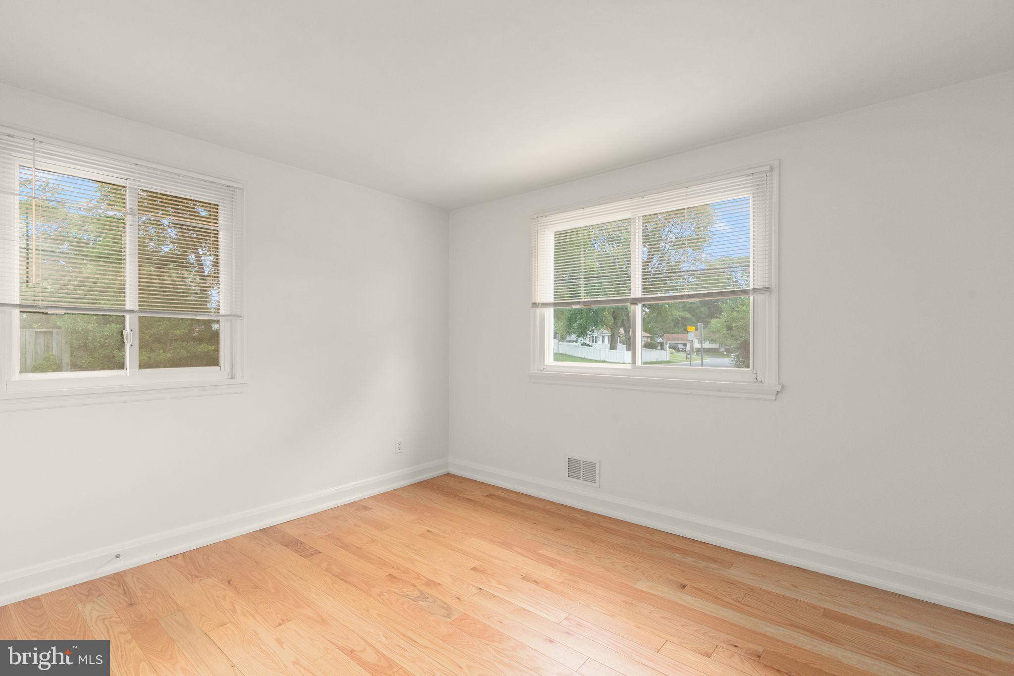 HOWARD PARK - Residential