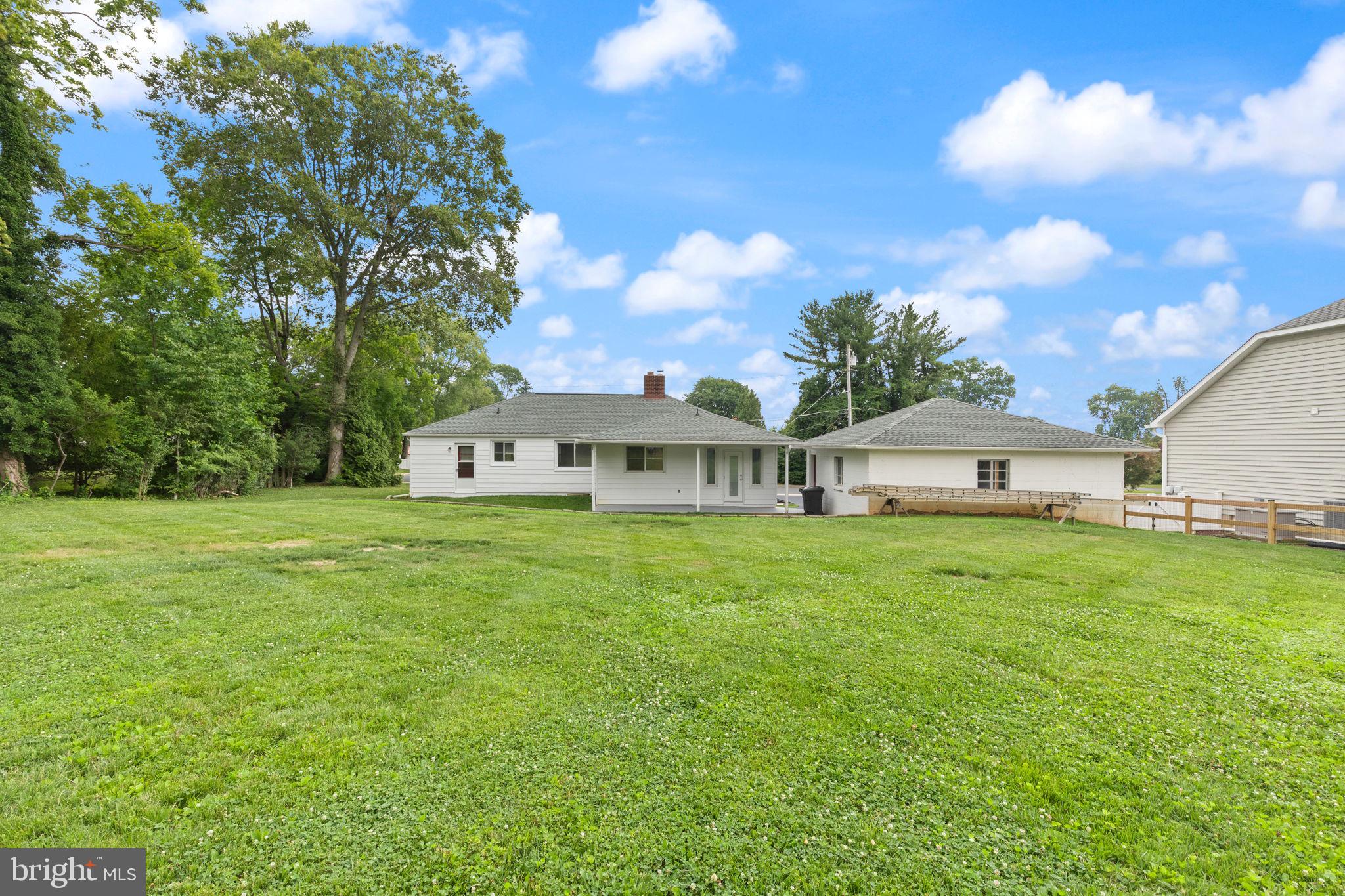 HOWARD PARK - Residential