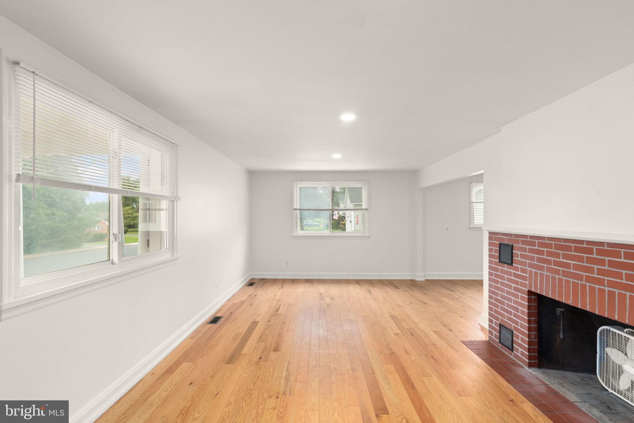 HOWARD PARK - Residential