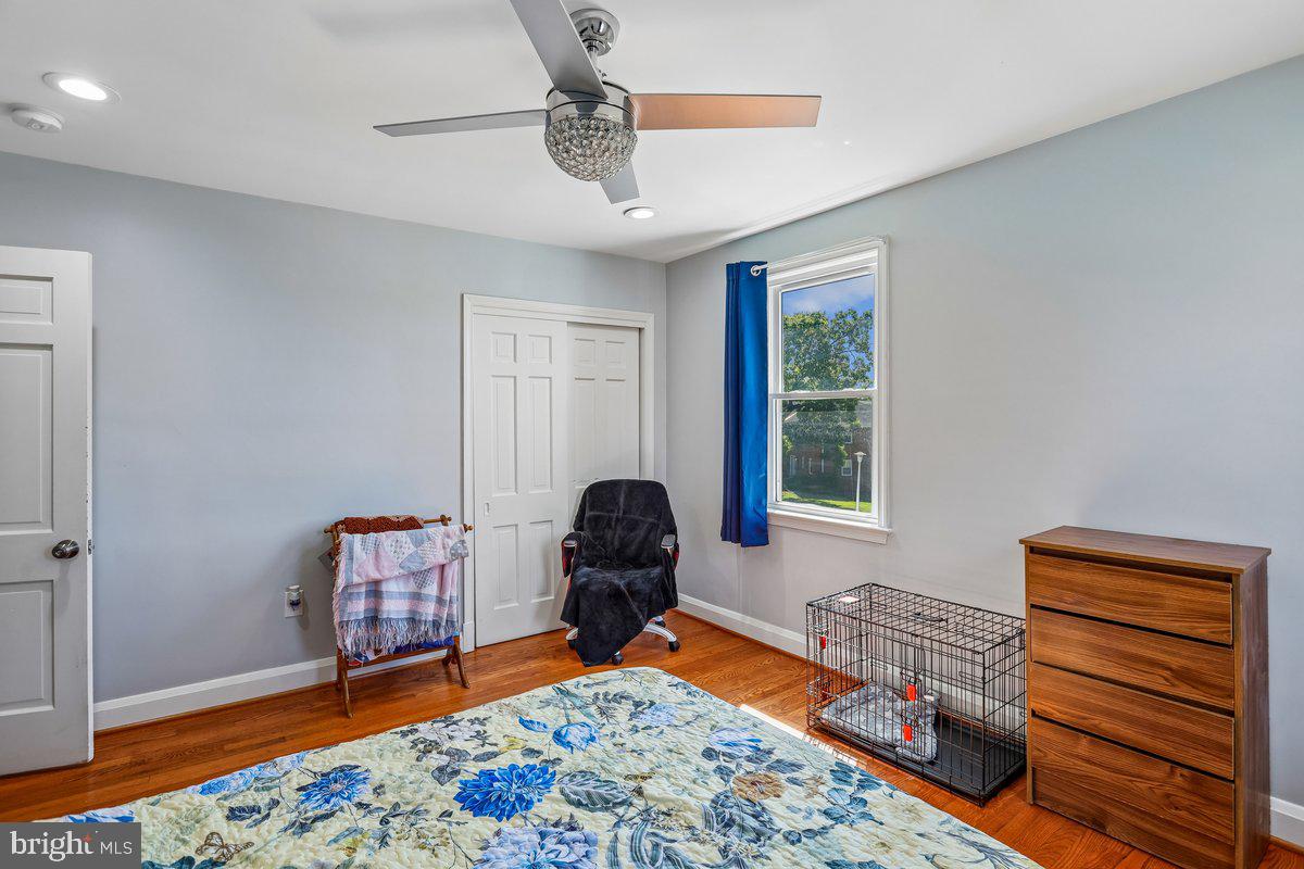 WEST HILLS - Residential