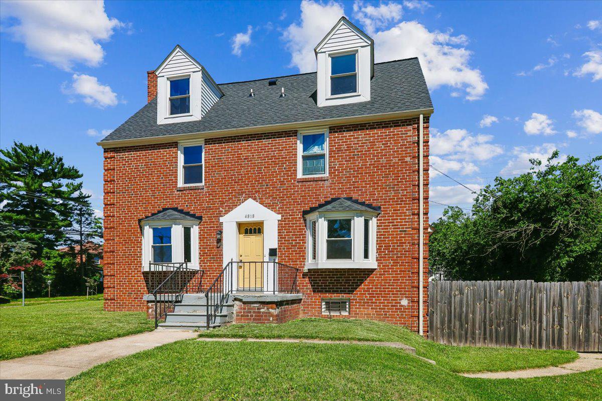 WEST HILLS - Residential