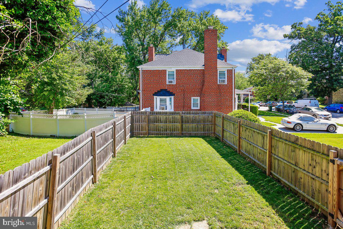 WEST HILLS - Residential