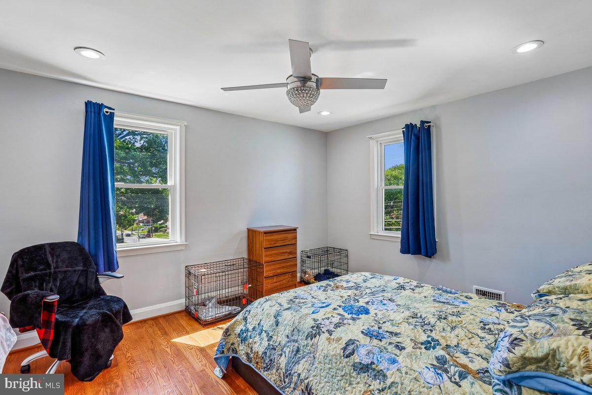WEST HILLS - Residential