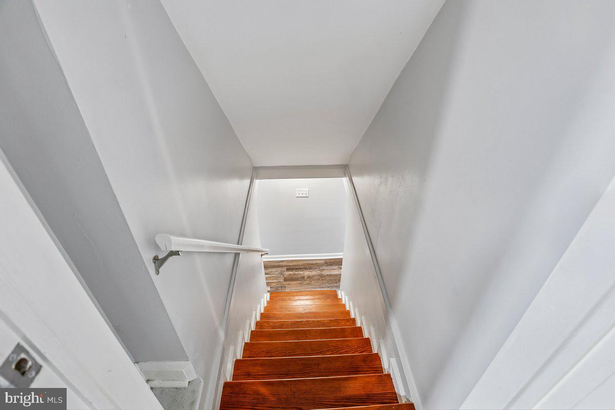 WEST HILLS - Residential