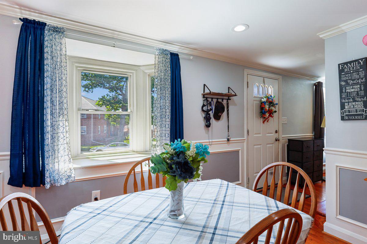 WEST HILLS - Residential