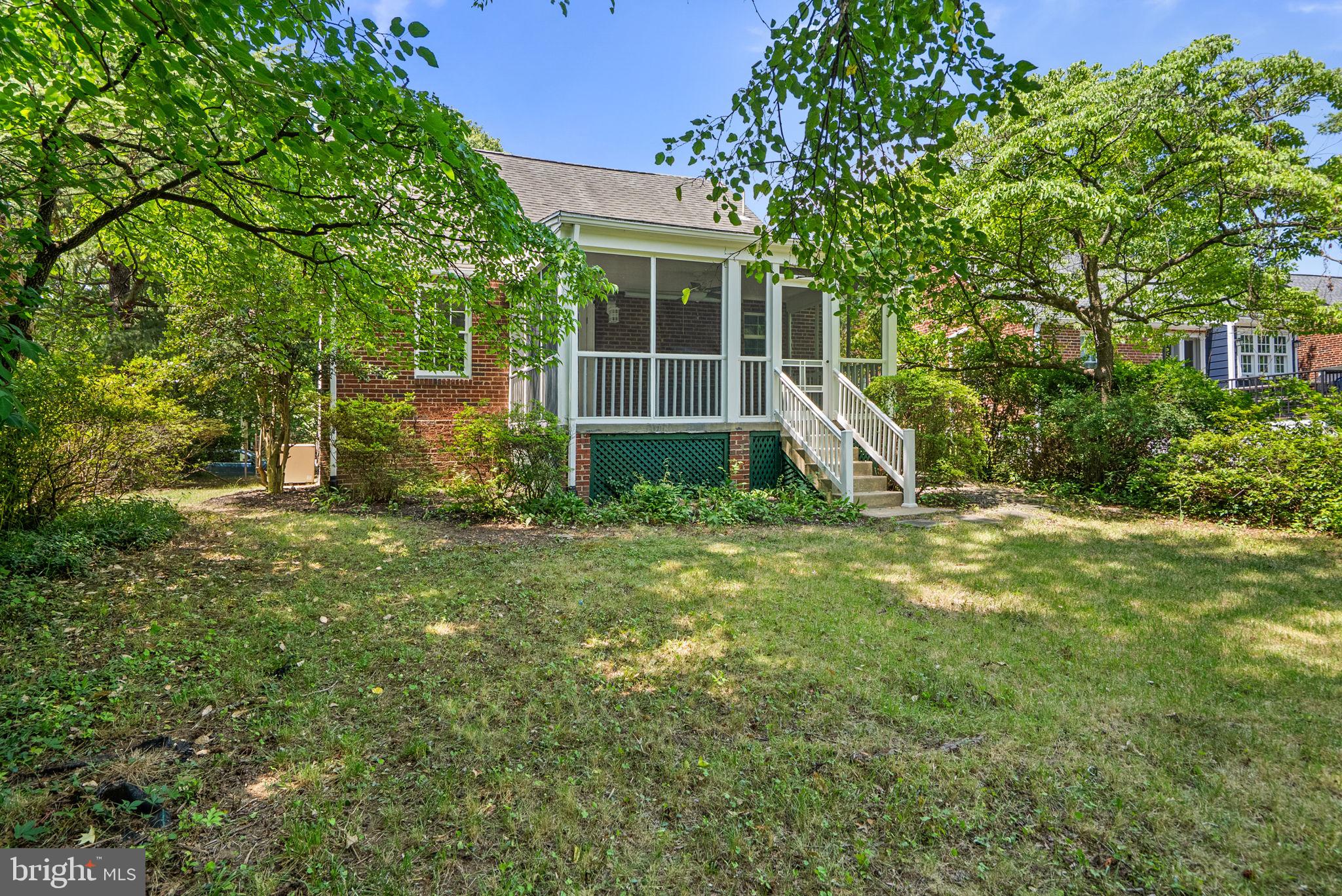 UNIVERSITY PARK - Residential