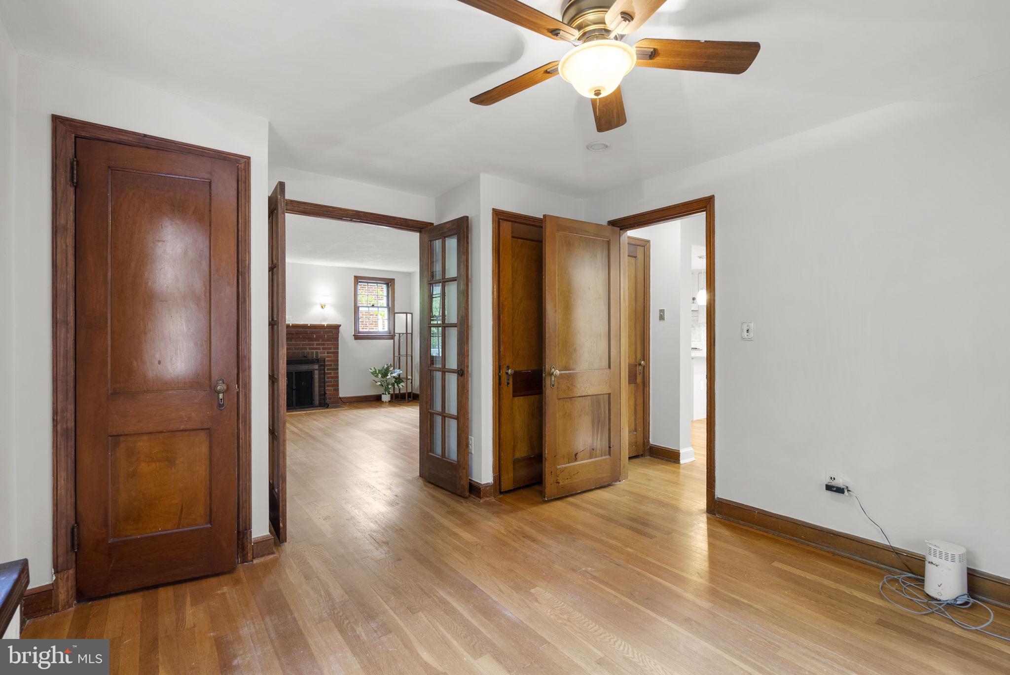 UNIVERSITY PARK - Residential