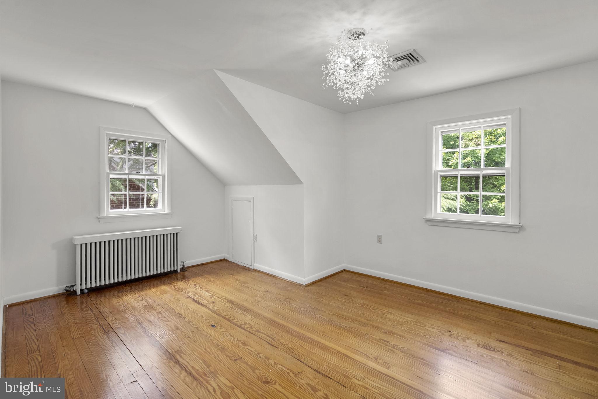 UNIVERSITY PARK - Residential