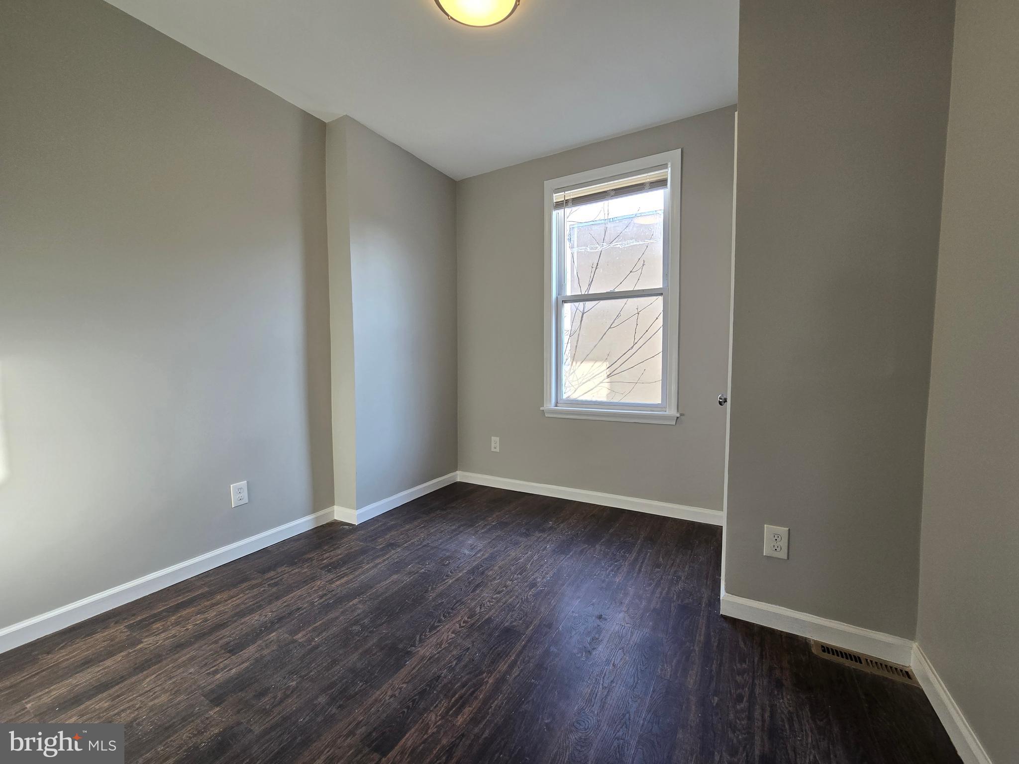 PORT RICHMOND - Residential